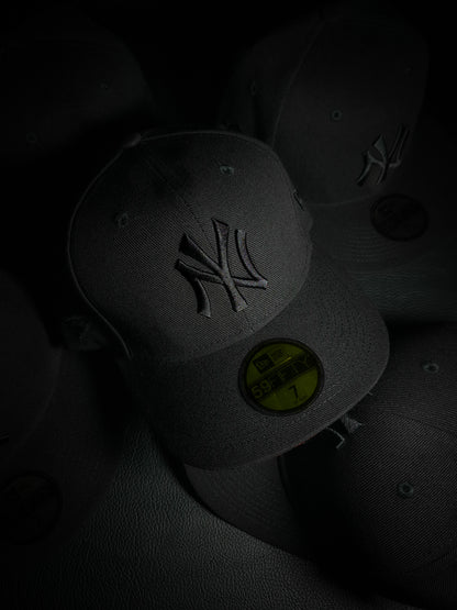 New York Yankees Blackout Basic