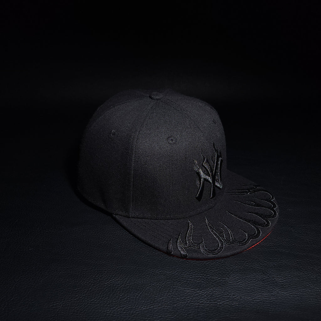 Fam Exclusive, New York Yankees MLB Flame Red UV