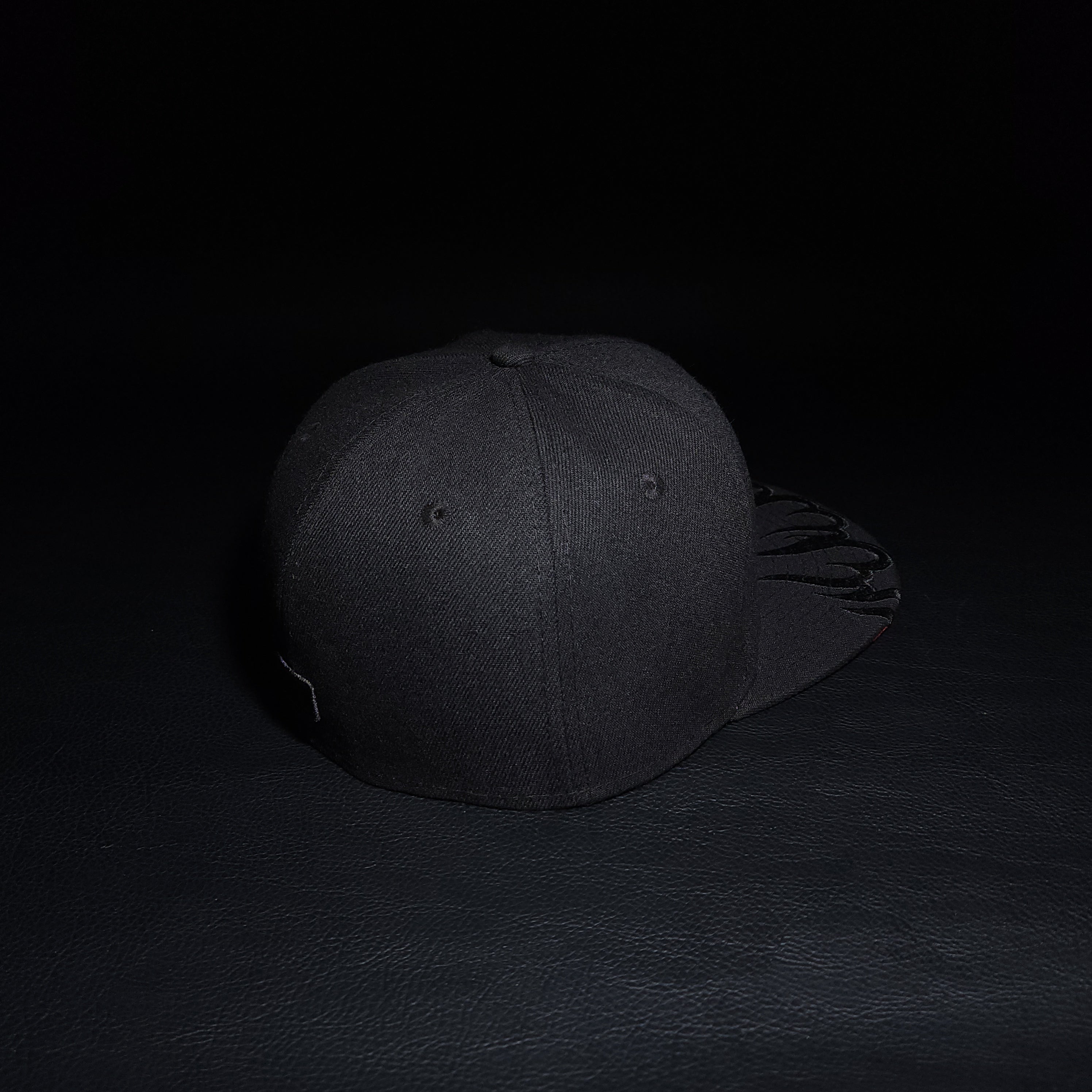 Fam Exclusive, New York Yankees MLB Flame Red UV